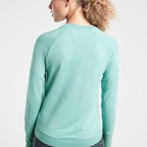 NWT Athleta Mindset Sweatshirt - Medium - teal green